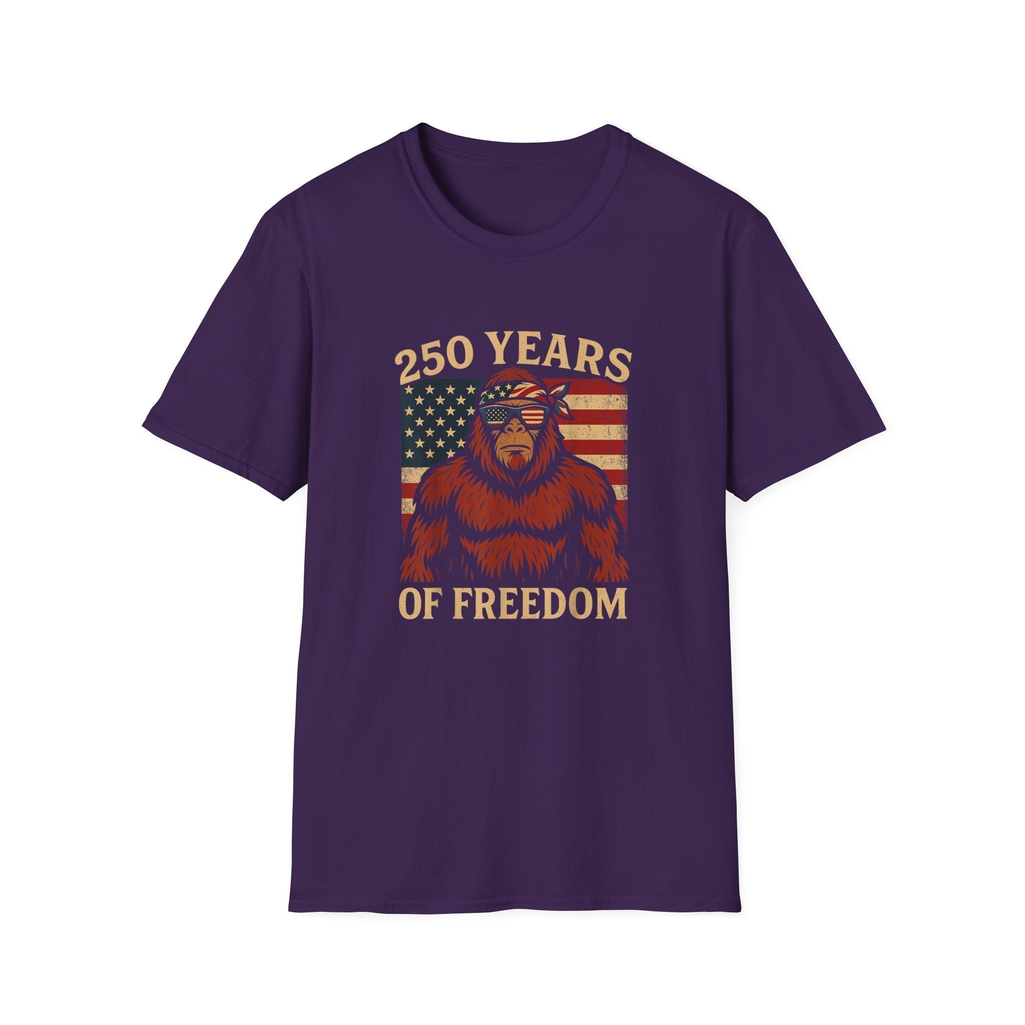 Patriotic Squatchin’ for Freedom – 250 Years Strong T-Shirt